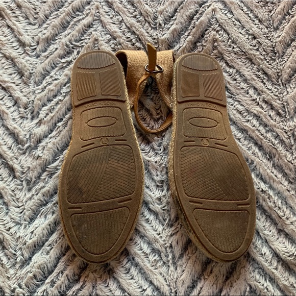 Sandals - Picture 2 of 2